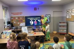 2025-10-08_0007