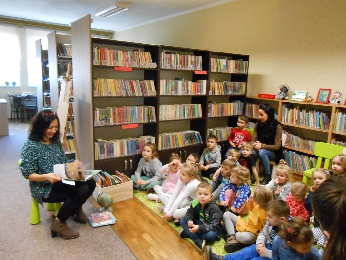 FERIE W BIBLIOTECE W ZBYTKOWIE